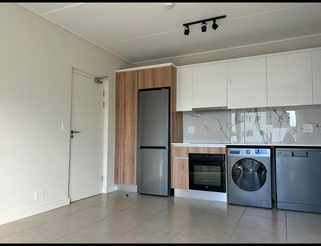 1 BEDROOM APARTMENT FOR SALE IN SANDOWN